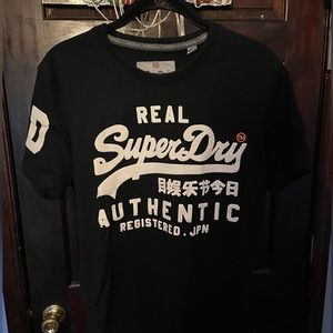 Black SUPERDRY shirt
